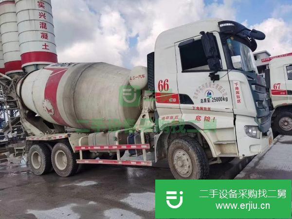 甘肅出售二手17年國(guó)五大12方豪沃?jǐn)嚢柢?chē)全國(guó)可以提檔過(guò)戶(hù)