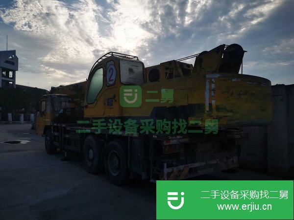 上海出售二手吊車，原版車漆無(wú)事故