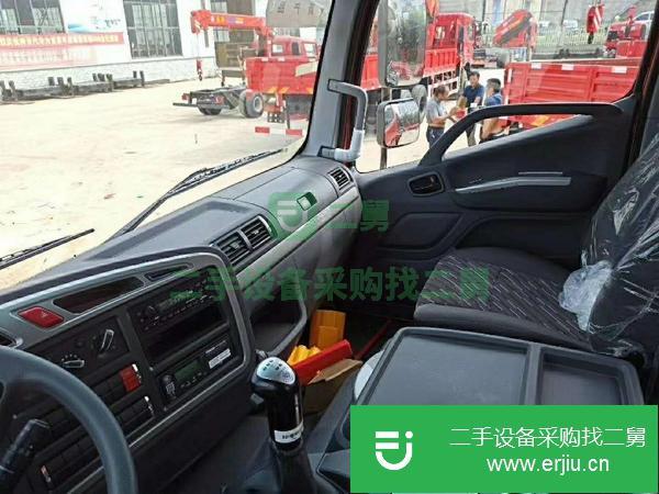 湖北出售二手福田單排駕駛室吊車(chē)，玉柴220馬力