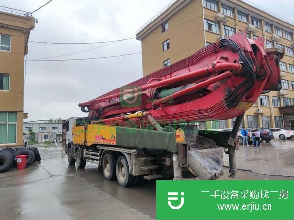 江蘇出售二手徐工泵車 奔馳56米底盤，7節(jié)臂，可以過戶