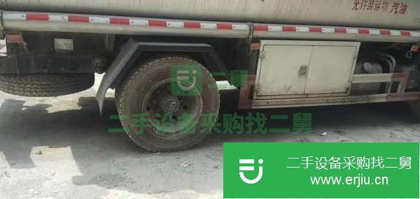 四川出售二手國五8噸油罐車