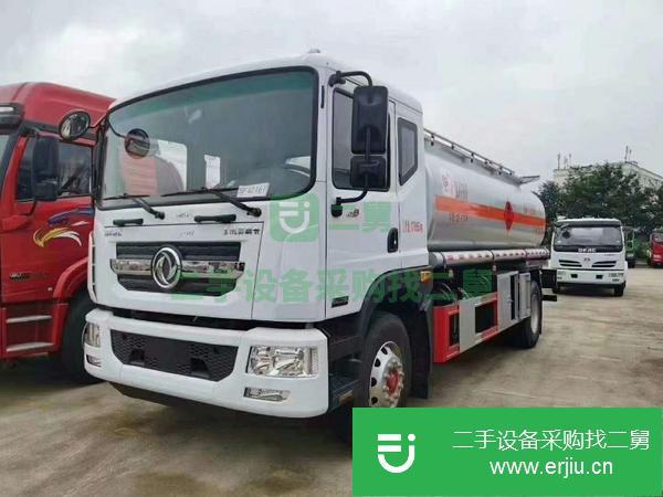 四川出售二手東風(fēng)油罐車康明斯180馬力