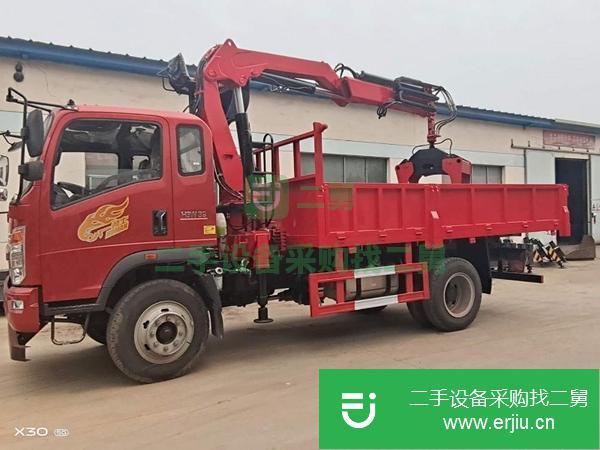 湖北出售二手重汽豪曼吊車，云內130馬力,五檔帶副變速箱,軸距3900,貨箱4.5米