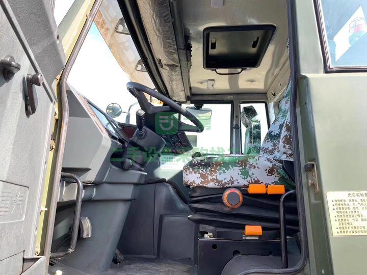 出售19年的斯太爾四驅加油車，車況良好