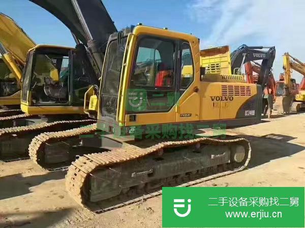 江蘇出售二手沃爾沃240挖掘機
