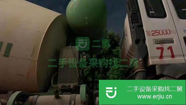 湖南出售二手8方豪曼攪拌車，包提檔手續齊全