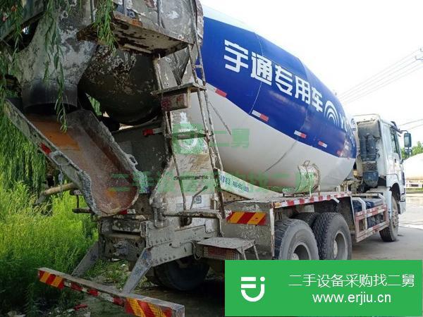 山東出售二手后八輪豪沃攪拌車  國四 大12方 380馬力