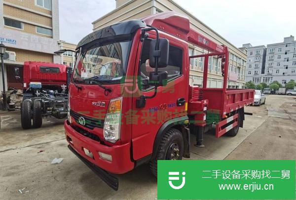 四川出售二手藍(lán)牌濰柴110馬力4噸隨車吊