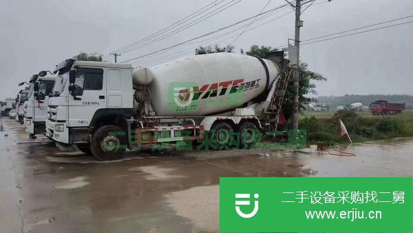 廣西出售二手國五攪拌車大14立方