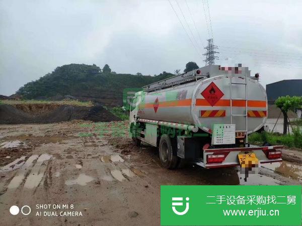四川出售二手國五8噸油罐車