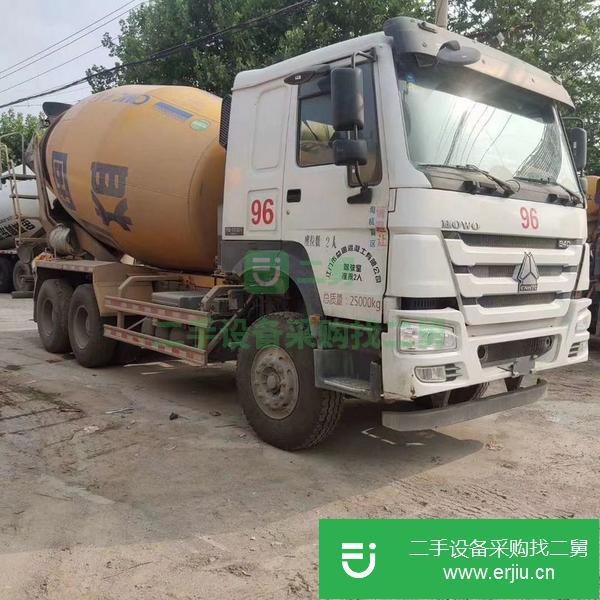 湖南出售二手豪沃12方國(guó)五攪拌車(chē)