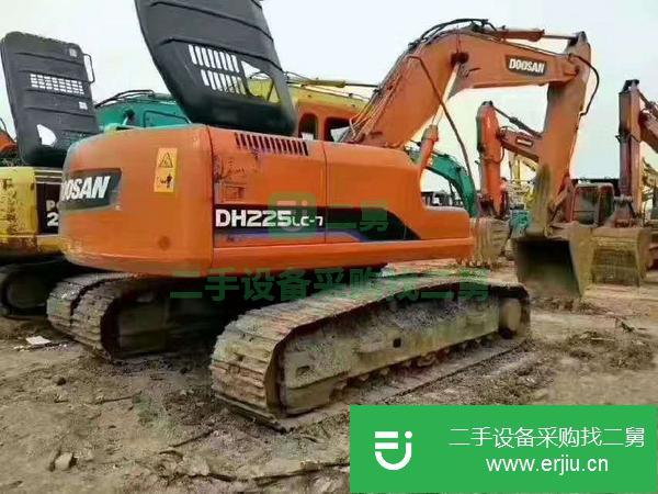江蘇出售二手斗山225挖掘機車況免檢手續齊全