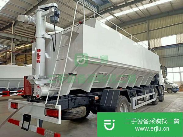 湖北出售二手陜汽軒德小三軸32方電控散裝飼料運輸車