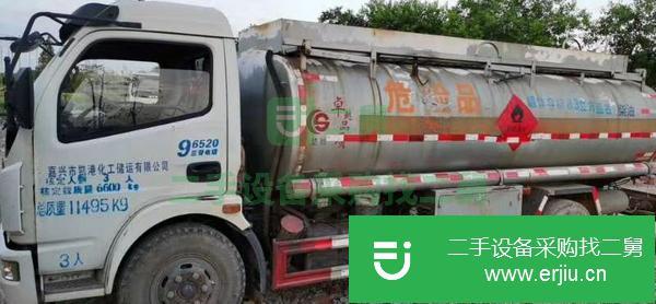 湖北出售二手8噸油罐車，剛年審，可提檔