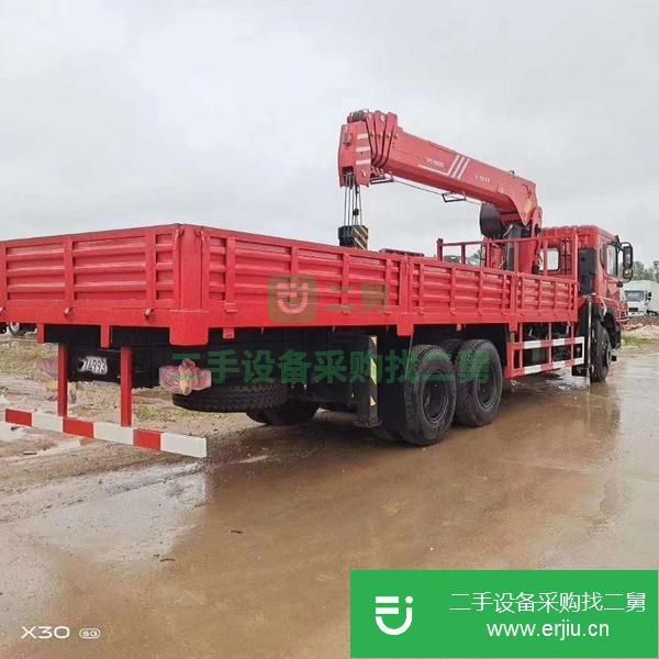 四川出售二手后八輪東風吊車 三一12噸吊機
