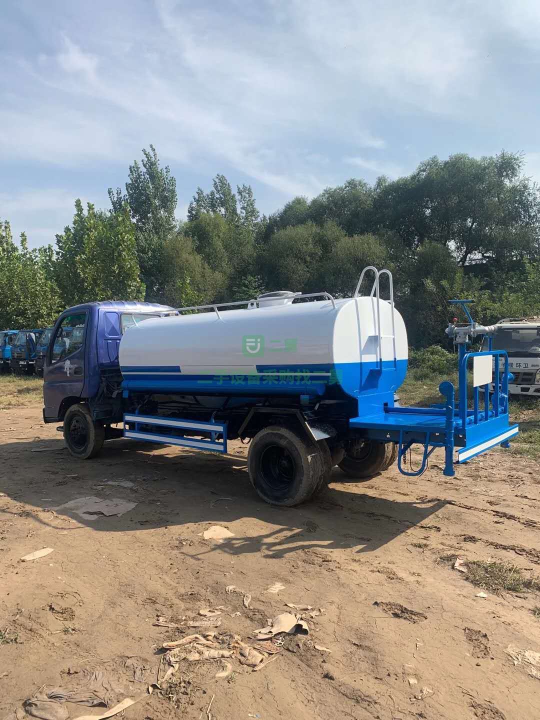出售一臺精品奧鈴灑水車 改裝8立方灑水