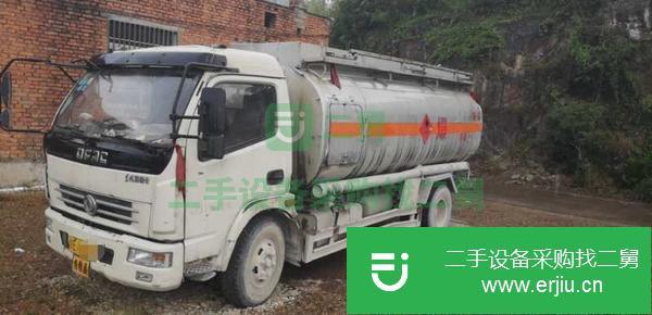 福建出售二手8噸油罐車,玉柴150馬力發動機,歐標全套,帶正星大流量加油機