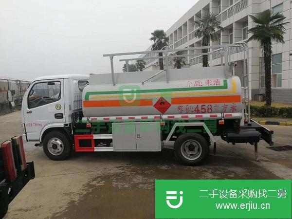 陜西出售二手東風多利卡5噸油罐車