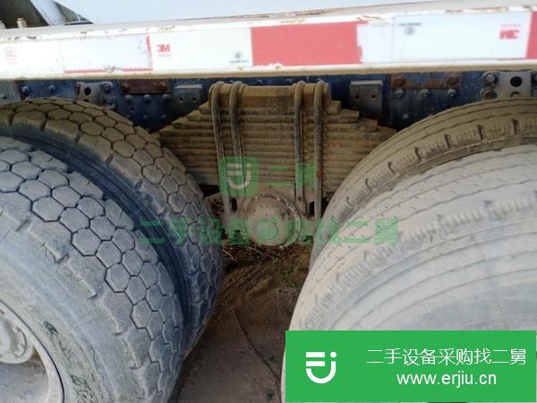 山東出售二手德龍后八輪攪拌車