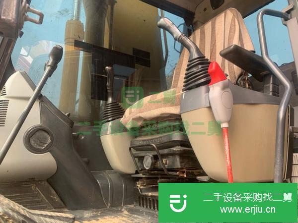 重慶出售二手小松挖掘機(jī) 手續(xù)齊全質(zhì)保一年
