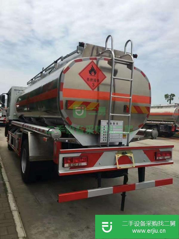 西藏出售二手不上牌東風(fēng)5噸油罐車