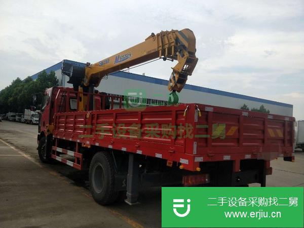 云南出售二手徐工8噸4節直臂隨車吊