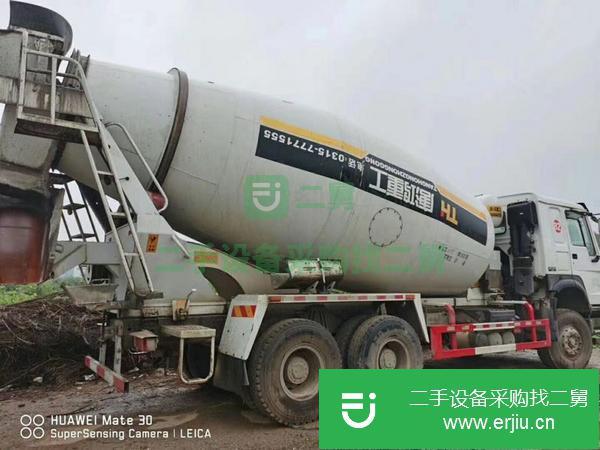 河北出售二手大14豪沃攪拌車，鴻達上裝