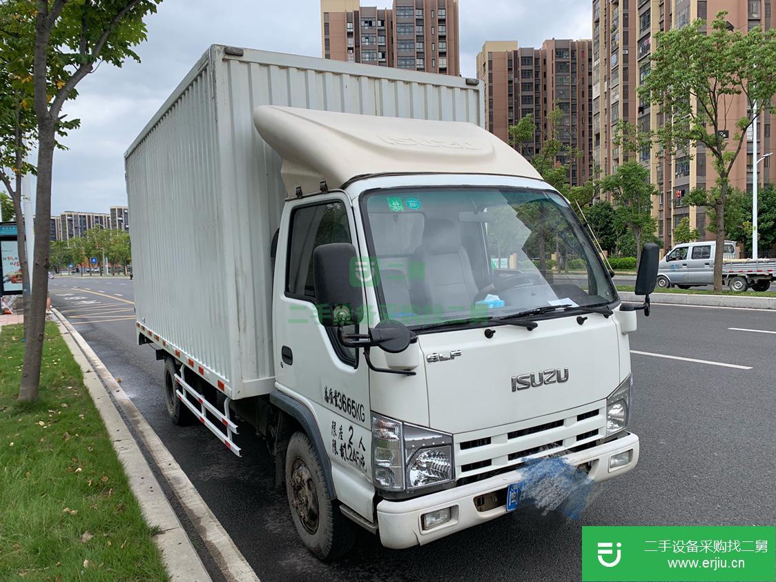 福建出售二手五十鈴4米2箱式貨車