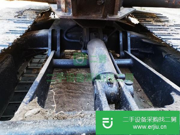 山東出售二手斗山挖掘機，原版油漆，五十鈴進口機頭，車況太好