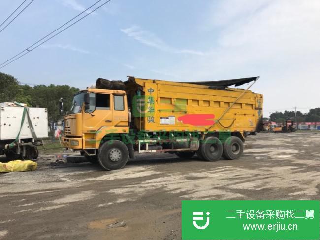 江蘇出售二手上汽紅巖后八輪自卸車