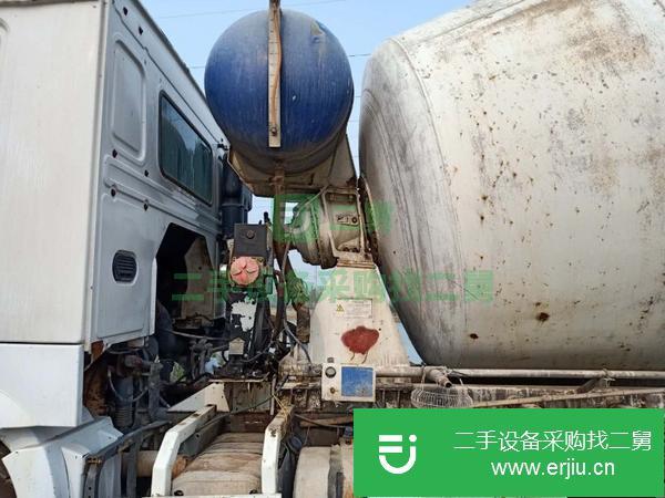 內蒙古出售二手大12豪沃攪拌車,車況原版