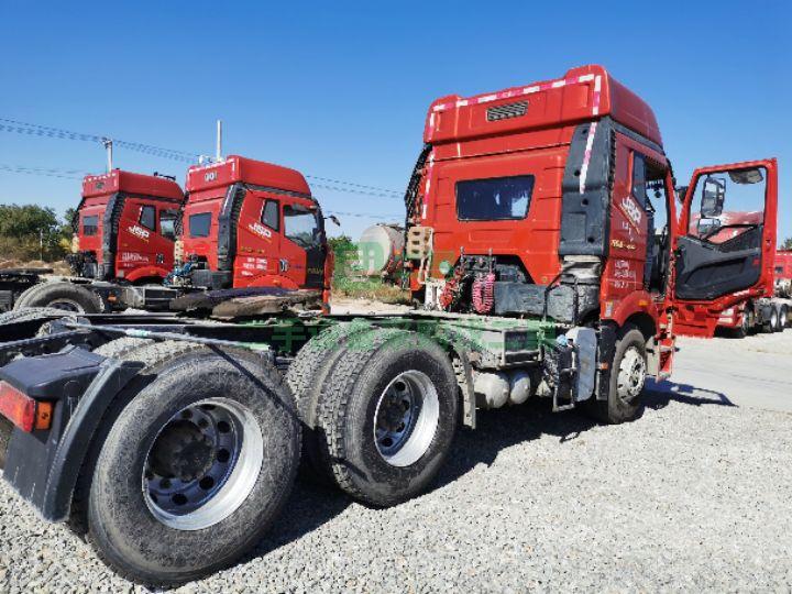 出售解放J6P460馬力，國五雙驅輕體牽引車
