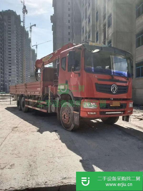 上海出售二手三一12噸吊車，國五，上操作四只腿