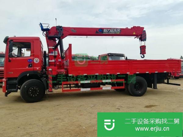 山西出售二手東風單橋8噸隨車吊6.1米貨箱