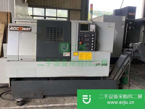 江蘇出售二手九成新臺灣鉅基UT200數控斜身車床