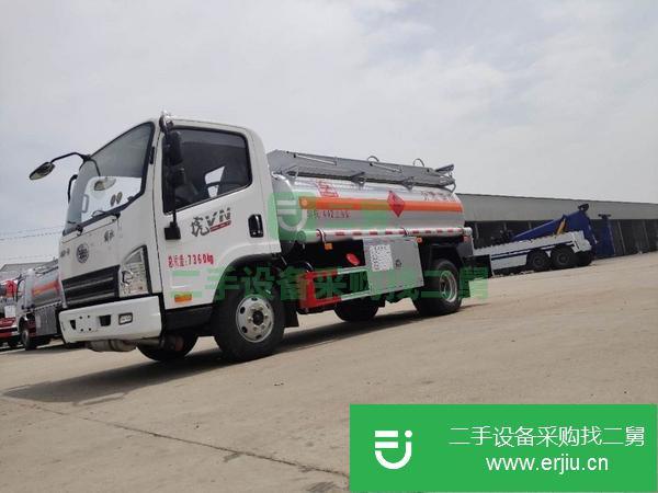 山西出售二手解放五噸110馬力油罐車