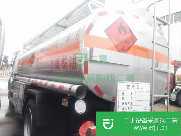 江西出售二手東風福瑞卡8噸油罐車包上戶