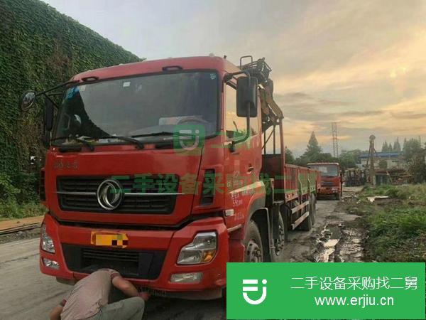 四川出售二手徐工8噸折臂吊車