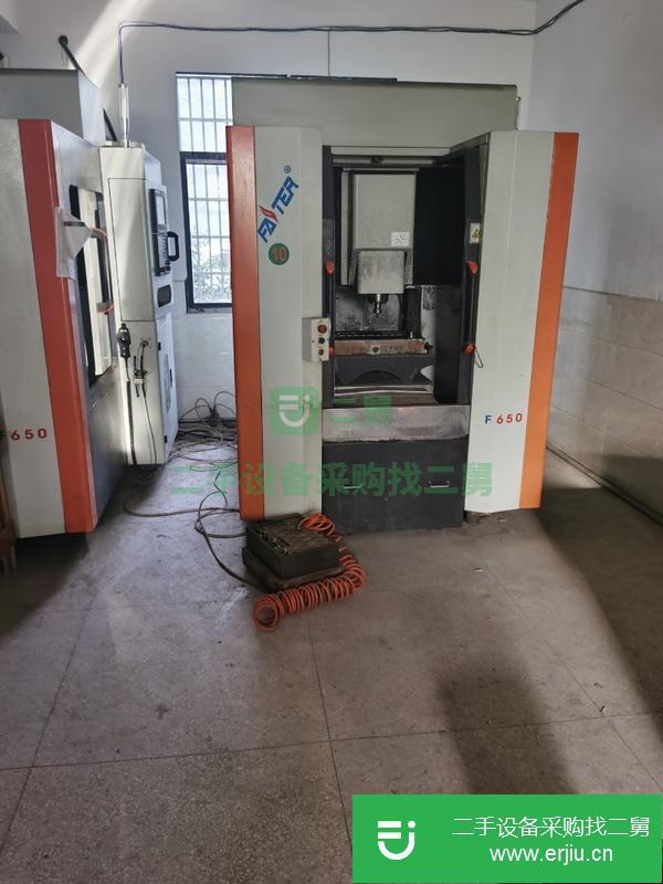 江蘇出售二手?jǐn)?shù)控雕刻機(jī)