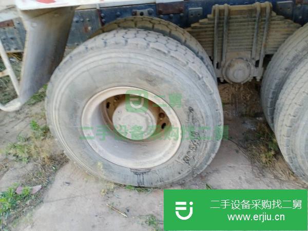 山東出售二手德龍后八輪攪拌車