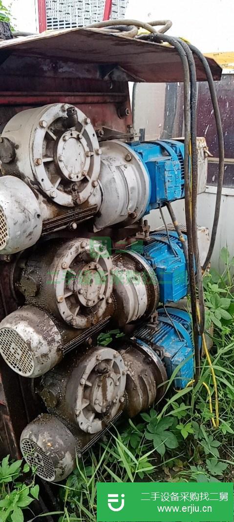 河北出售二手亞泰電梯,64個節,10套扶墻