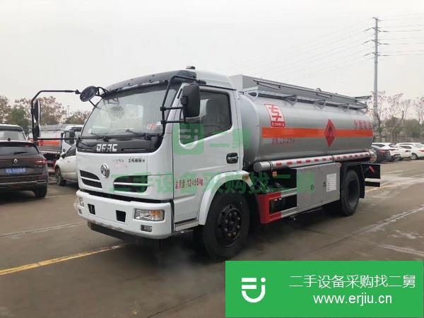 江蘇出售二手楚勝8噸國五油罐車
