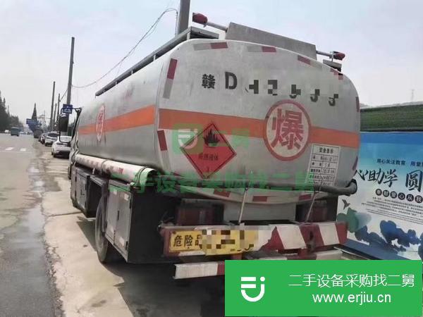 浙江出售二手九成新油罐車(chē)
