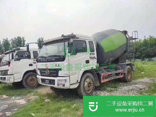 出售江西出售二手18年躍進國五六方攪拌車