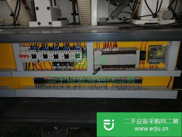 四川出售二手全自動(dòng)雙修封邊機(jī)