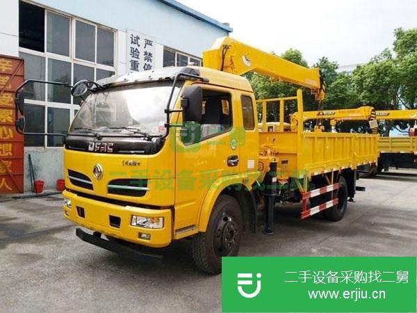 山東出售二手東風福瑞卡6.3噸吊車 全國可分期
