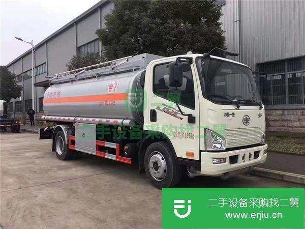 山西出售二手解放十方油罐車