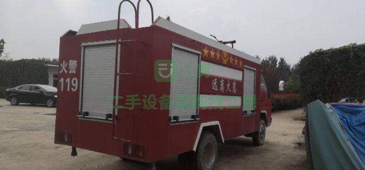 出售二手的18年的時代小型消防車