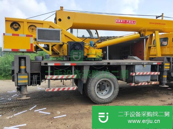 河南出售二手十噸四通吊車,七米五節大臂油電兩用單出腿