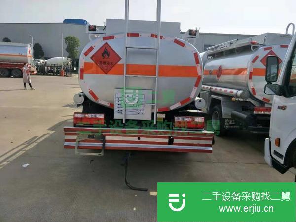 重慶出售二手8噸帶手續油罐車
